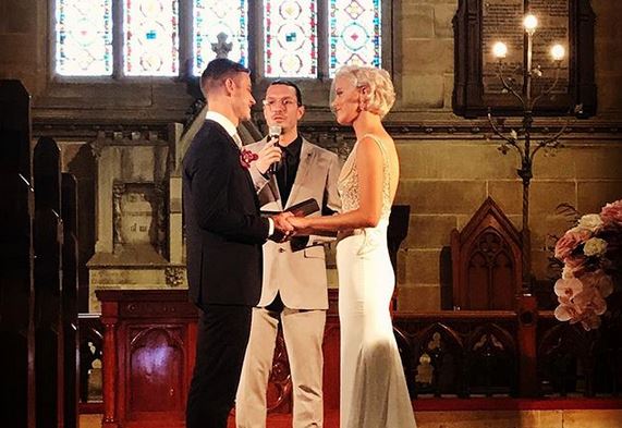 hillsong uniteds taya smith ties the knot - see photos! 