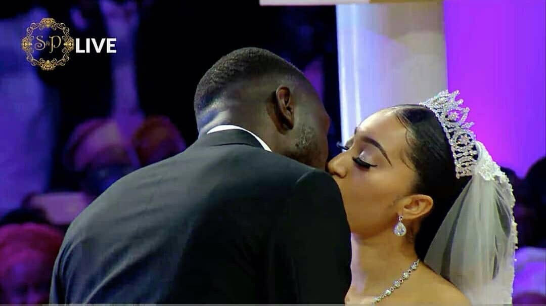 Carissa_Phillip_Kiss