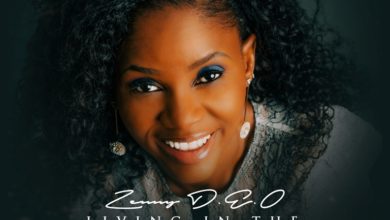 Zenny DEO - Living in the Presence