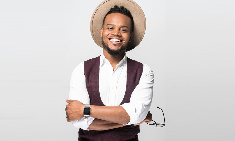 travis-greene-web