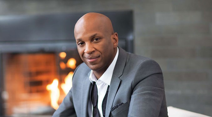 Donnie McClurkin