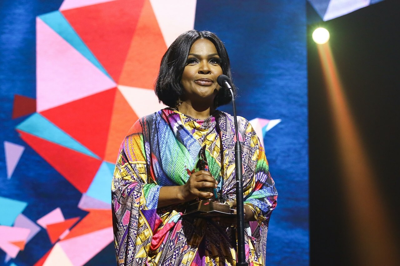 CeCe Winans accepts Dove Award by Terry Wyatt copy