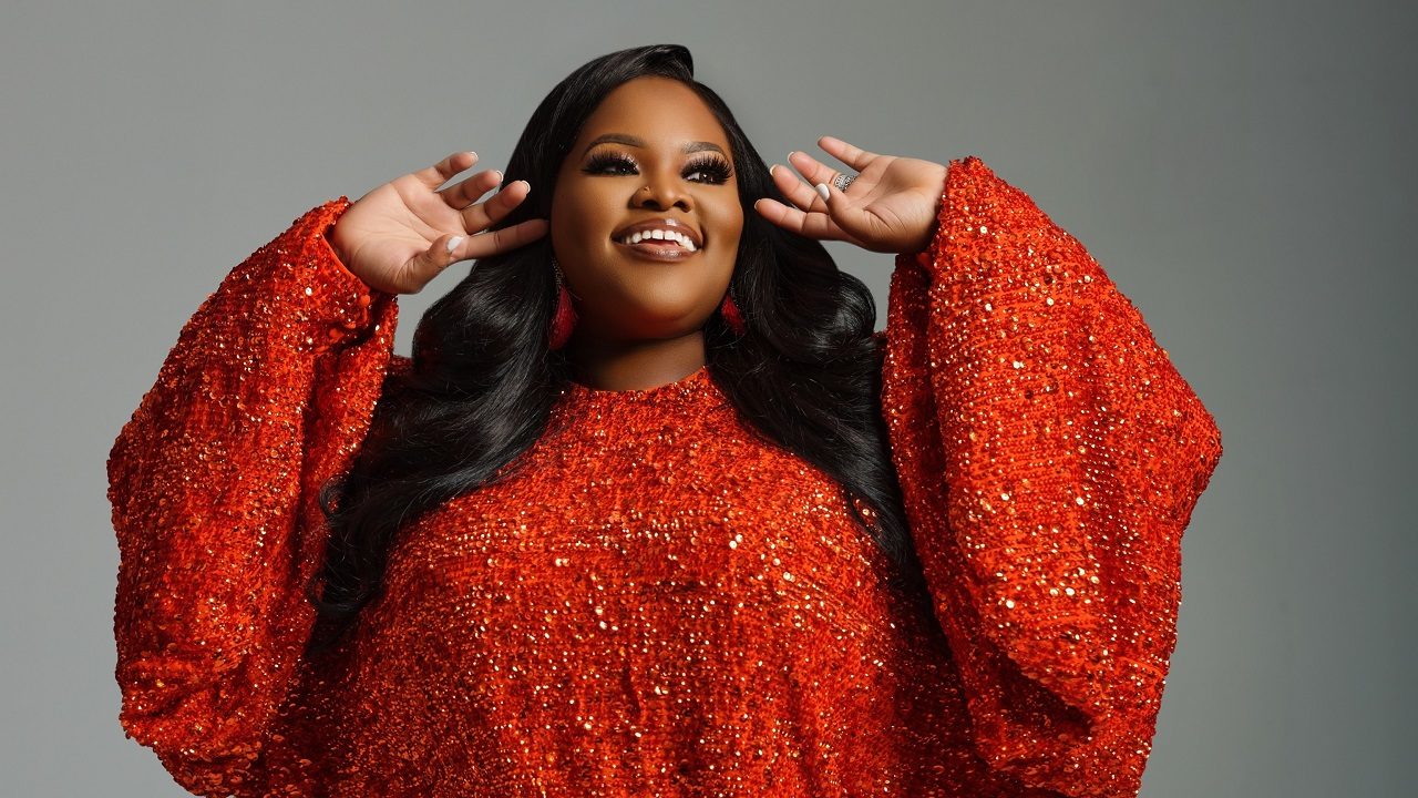 Tasha Cobbs Leoard