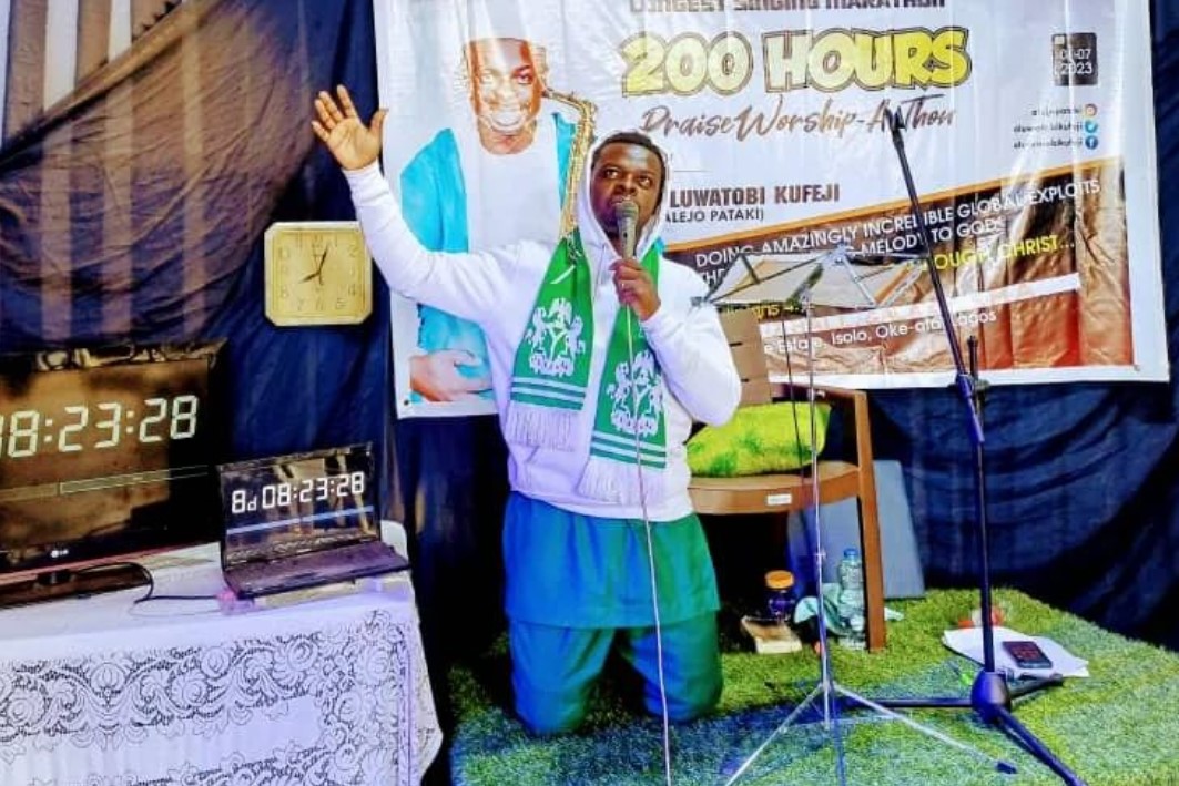 Alejoa Pataki_200-Hour-Longest-Singing-Marathon_Guinness World_Record