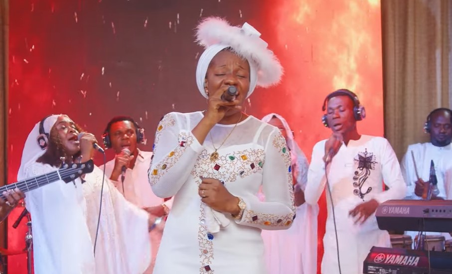Lilian Chinwe G - Lord My Strength (Live)